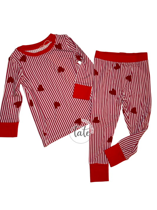 HUGS + KISSES BAMBOO TWO-PIECE SET
