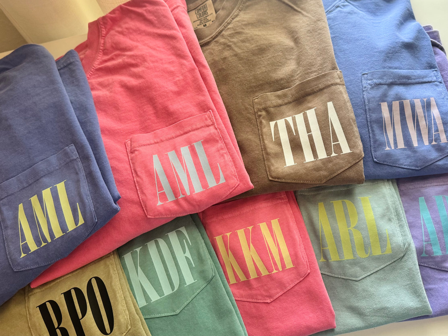 MONOGRAM POCKET TEE